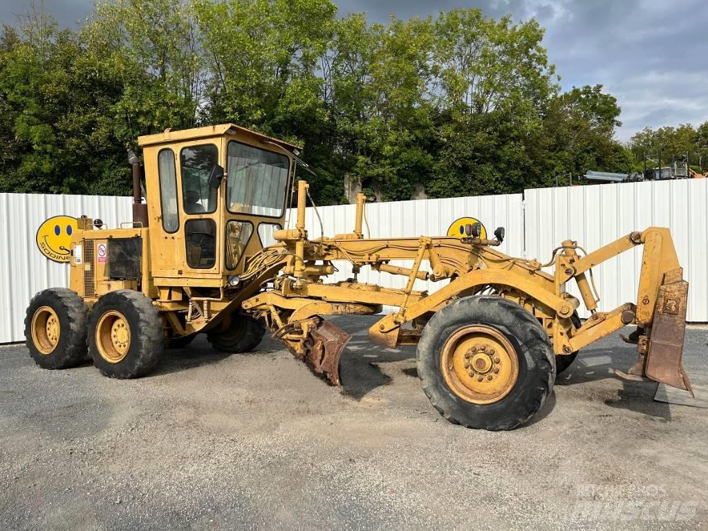 CAT 120 G 平土機