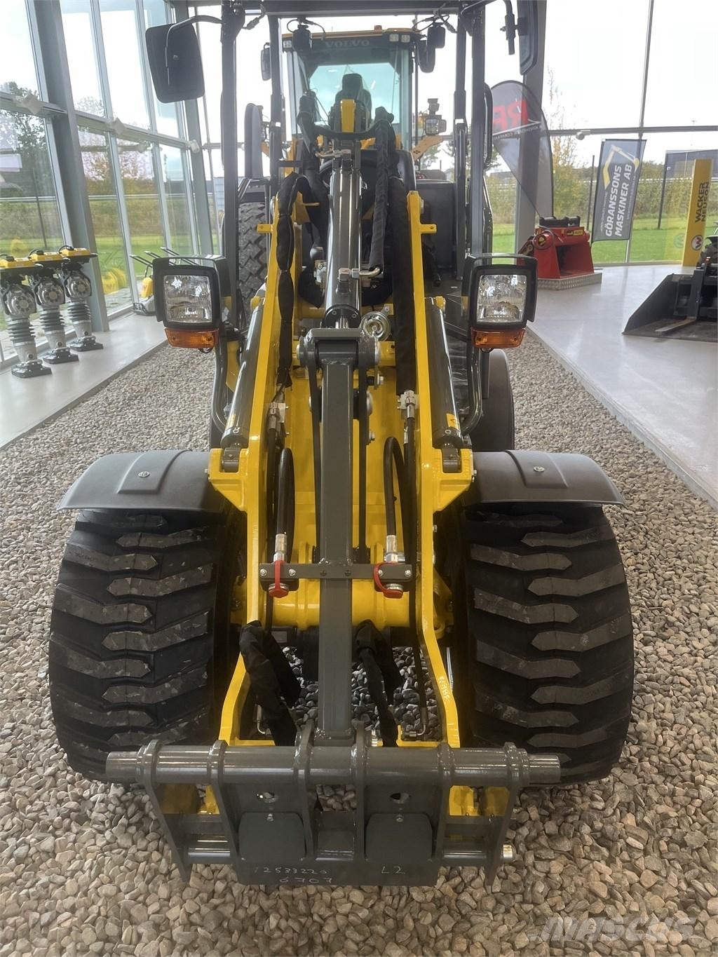 Wacker Neuson WL 25 輪胎式裝載機