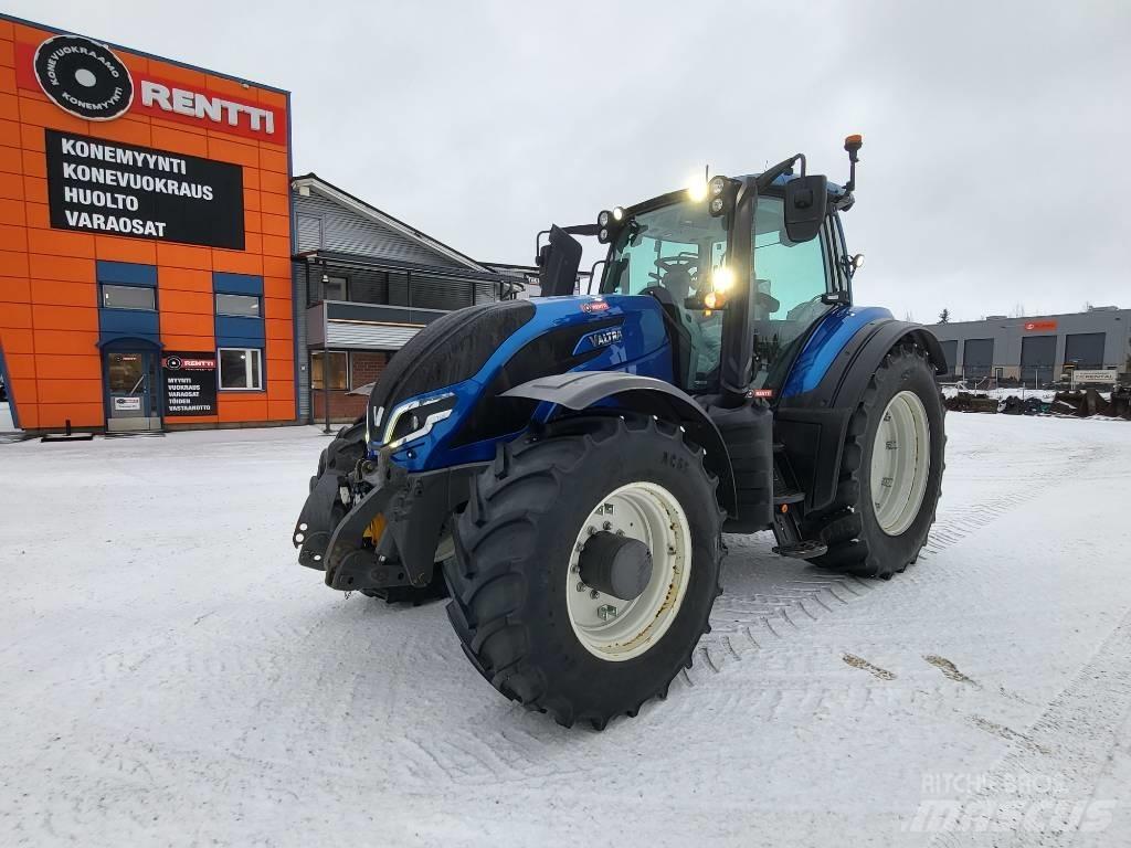 Valtra T 215 曳引機