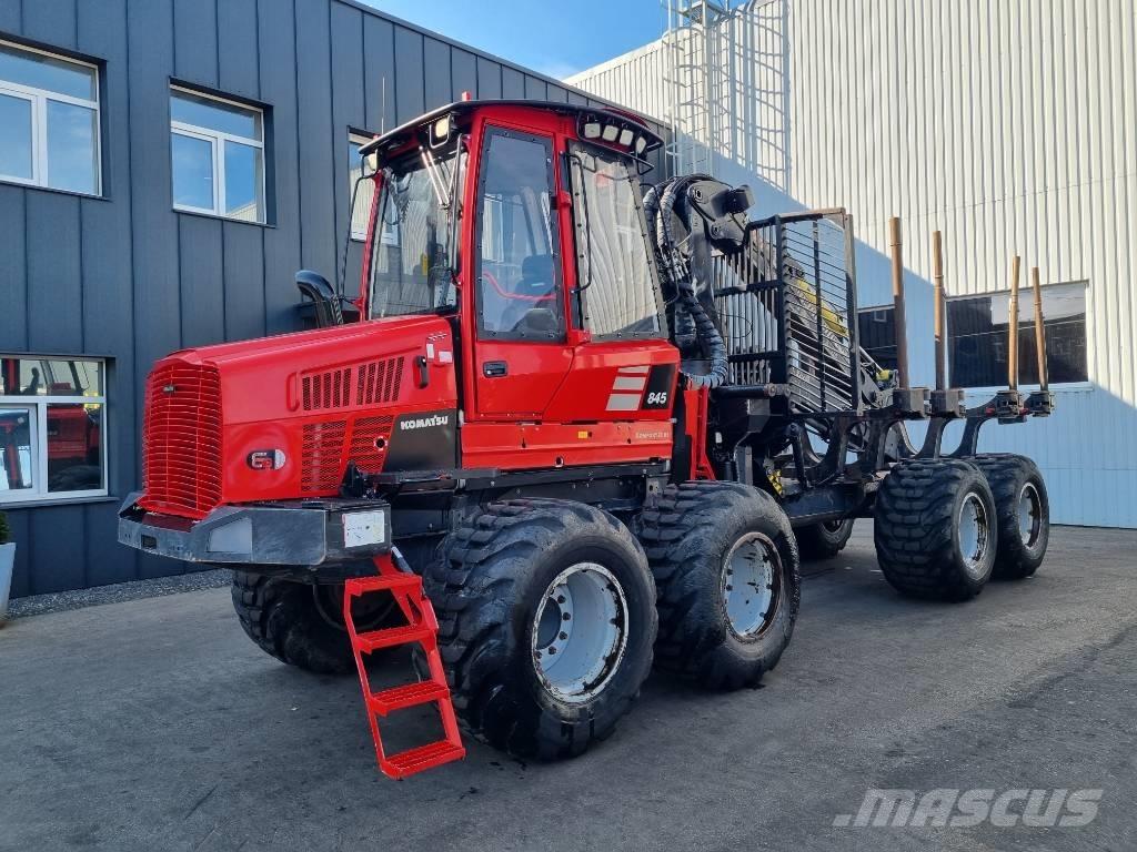 Komatsu 845 集運機