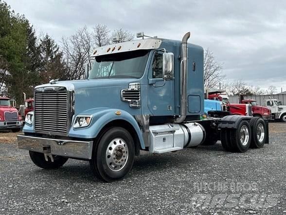 Freightliner 122SD 曳引機組件