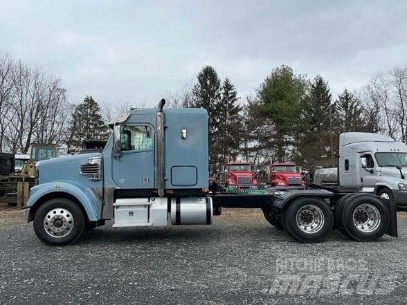 Freightliner 122SD 曳引機組件