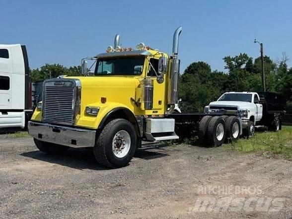 Freightliner FLD120 商用底盤車