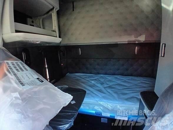 Kenworth T680 曳引機組件