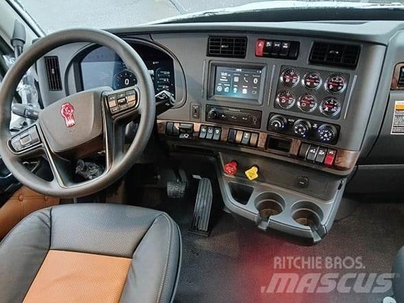 Kenworth T680 曳引機組件