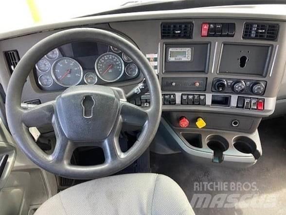 Kenworth T680 曳引機組件