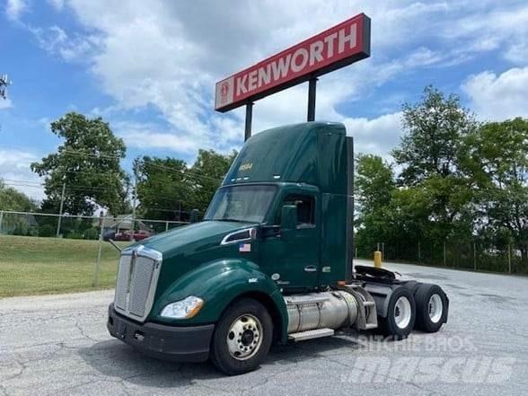 Kenworth T680 曳引機組件