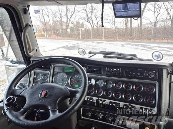 Kenworth T800 傾卸式卡車