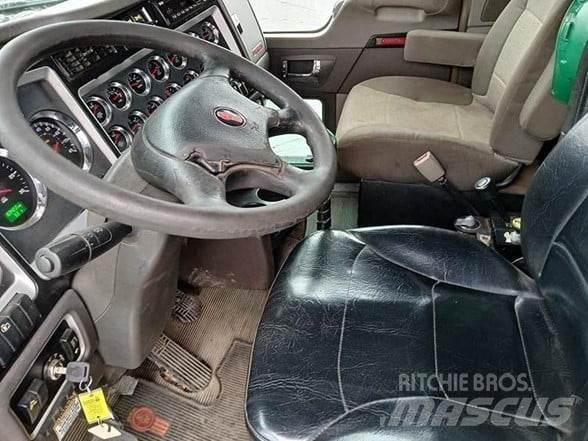 Kenworth T800 傾卸式卡車