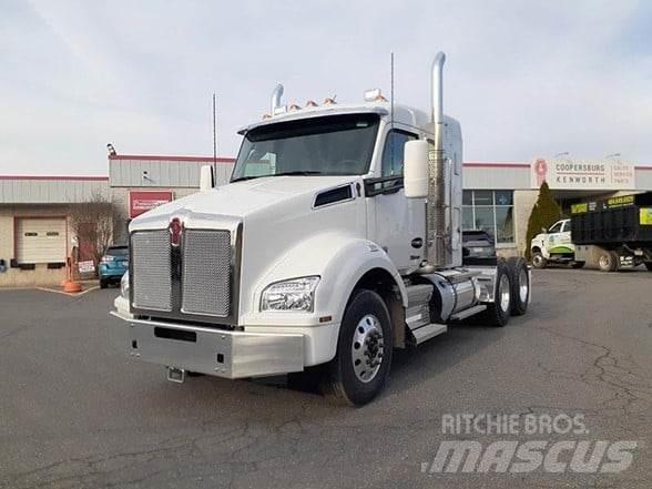 Kenworth T880 曳引機組件