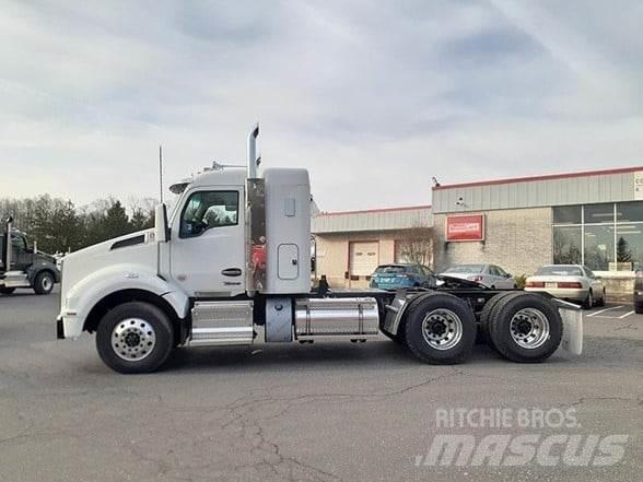 Kenworth T880 曳引機組件