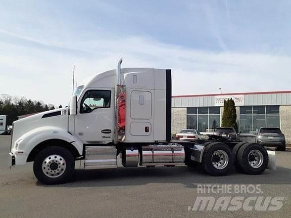 Kenworth T880 曳引機組件