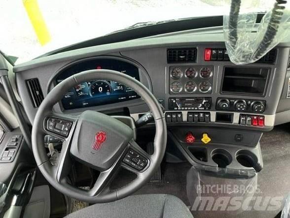 Kenworth T880 曳引機組件