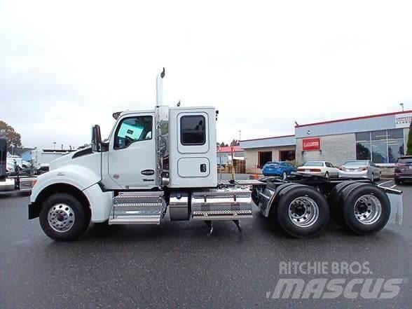 Kenworth T880 曳引機組件
