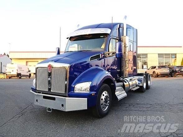 Kenworth T880 曳引機組件