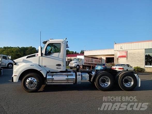 Kenworth T880 曳引機組件