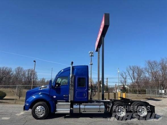 Kenworth T880 曳引機組件