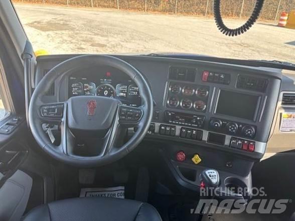 Kenworth T880 曳引機組件