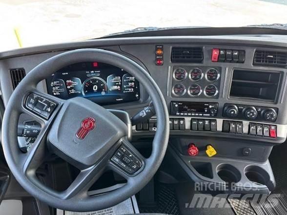 Kenworth T880 傾卸式卡車