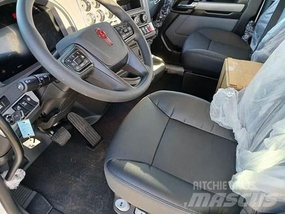 Kenworth T880 商用底盤車