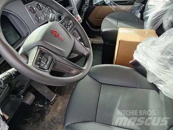 Kenworth T880 商用底盤車