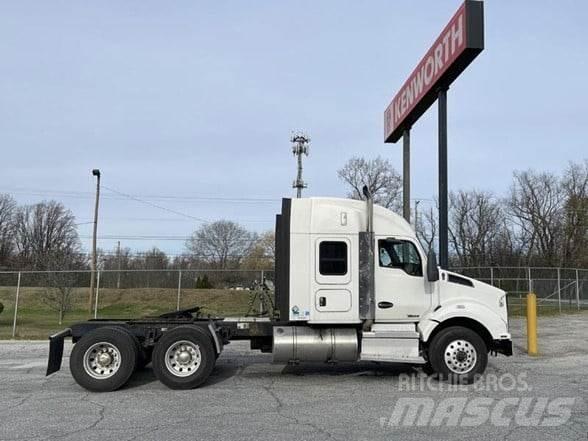 Kenworth T880 曳引機組件