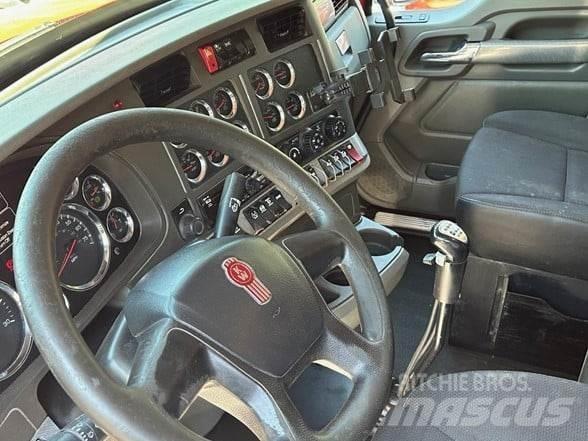 Kenworth T880 傾卸式卡車