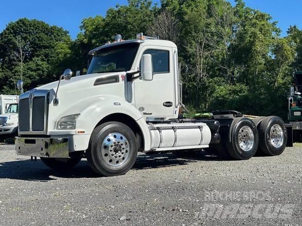 Kenworth T880 曳引機組件