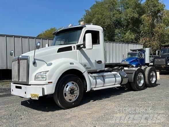 Kenworth T880 曳引機組件