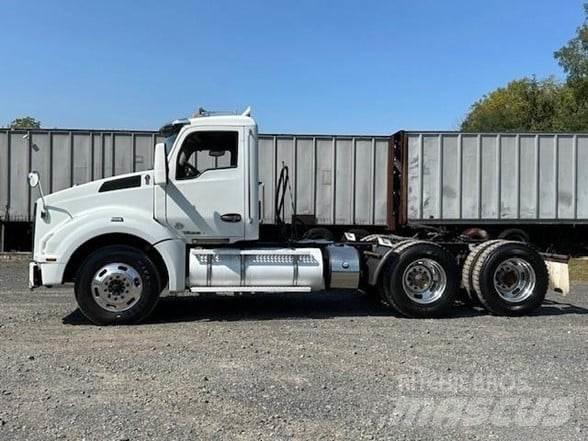 Kenworth T880 曳引機組件
