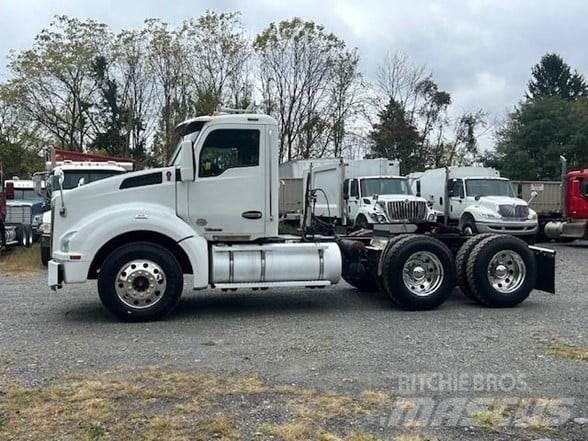 Kenworth T880 曳引機組件