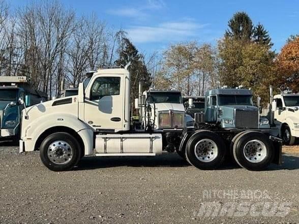 Kenworth T880 曳引機組件