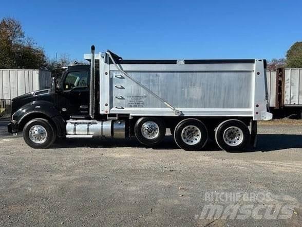 Kenworth T880 傾卸式卡車