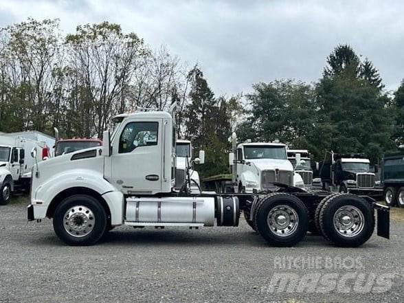 Kenworth T880 曳引機組件