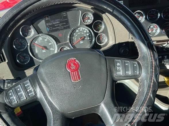 Kenworth T880 傾卸式卡車