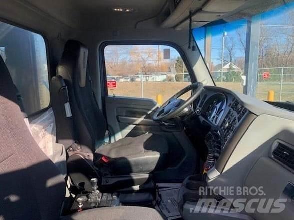 Kenworth T880 傾卸式卡車
