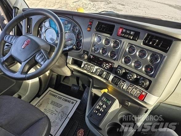 Kenworth T880 傾卸式卡車