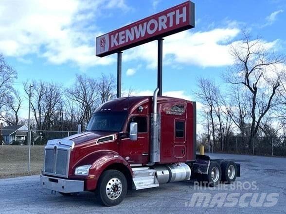 Kenworth T880 曳引機組件