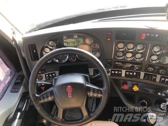 Kenworth T880 傾卸式卡車