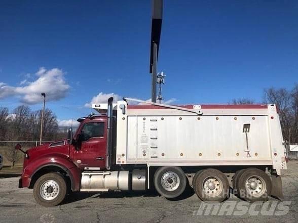 Kenworth T880 傾卸式卡車