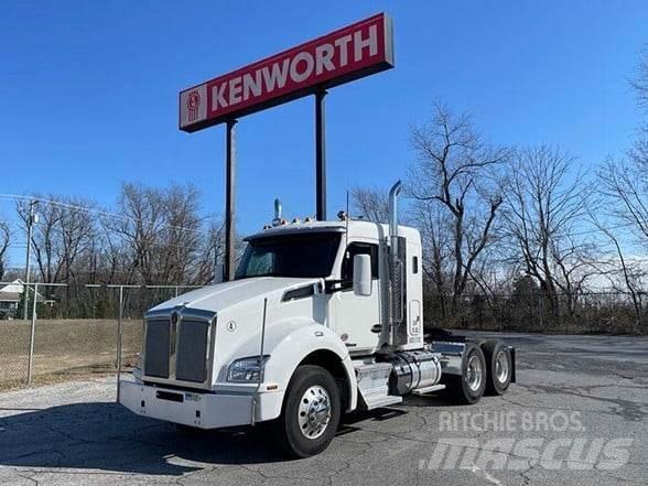 Kenworth T880 曳引機組件