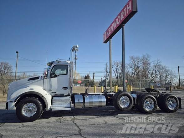 Kenworth T880 曳引機組件