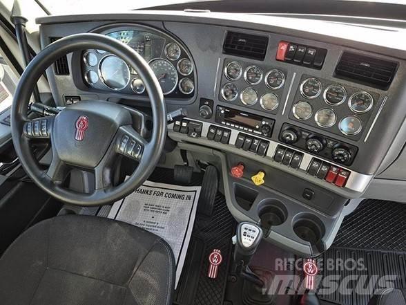 Kenworth T880 曳引機組件