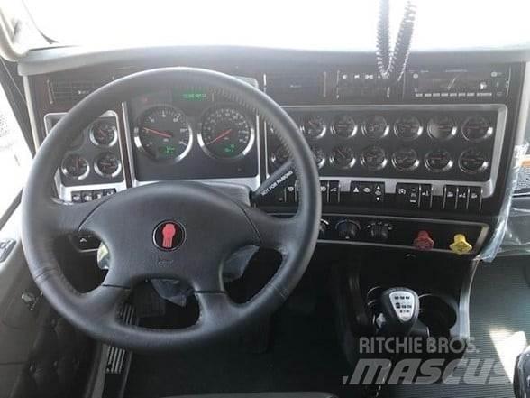 Kenworth W900 曳引機組件