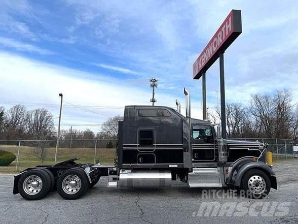 Kenworth W900 曳引機組件