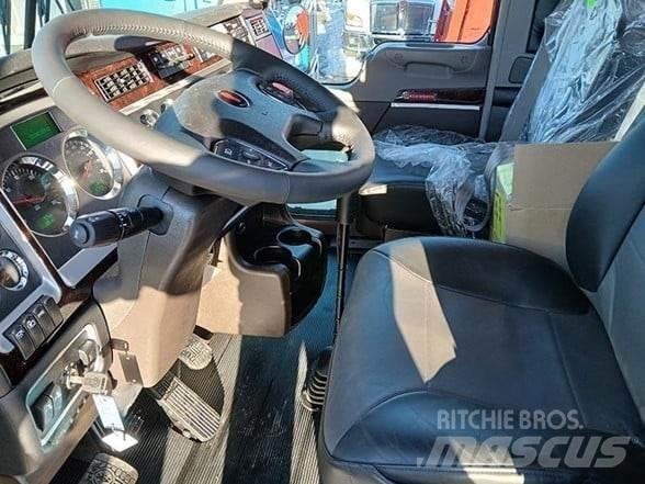Kenworth W900B 曳引機組件