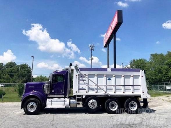 Kenworth W900B 傾卸式卡車