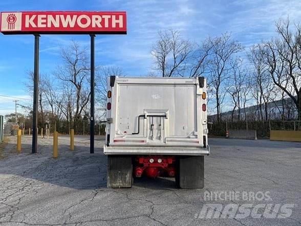 Kenworth W900B 傾卸式卡車