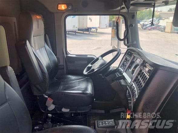 Kenworth W900B 傾卸式卡車
