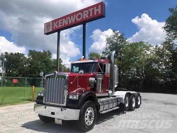 Kenworth W900B 曳引機組件
